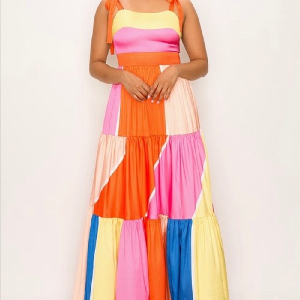 Dress - Picture 4 of 8